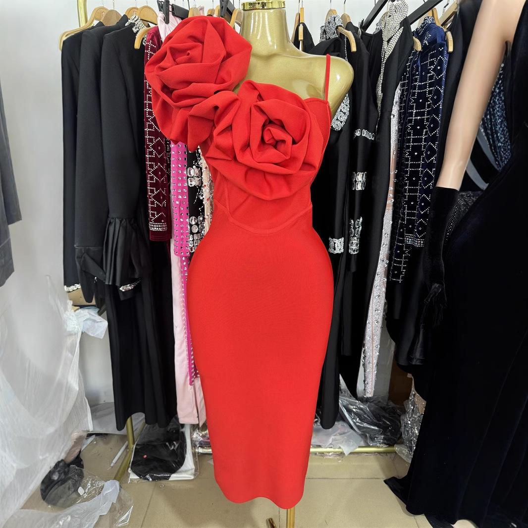

Elegant 3D Floral Spaghetti Strap Bandage Dress - 2025 Spring Collection M красный