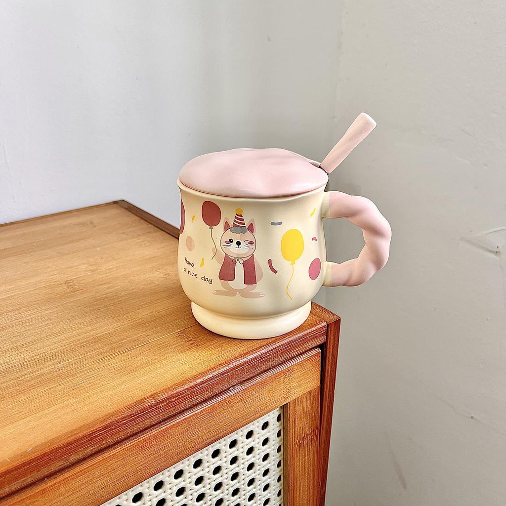 Cute High Value Mug with Lid Spoon Household Water Cup Ceramic Cup for Women's Office Cup Practical Birthday Gift