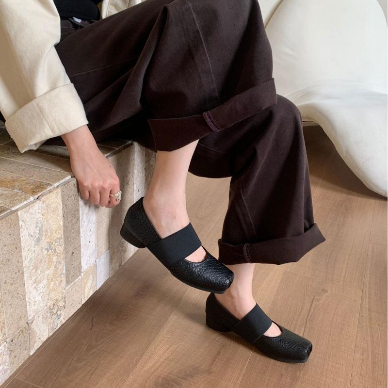 Retro French Style Cool Mary Jane Shoes Women's 2025 Niche Design Ballet Texture Fashion Shoes