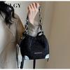 IELGY Korean Version Fashion Chain Bucket Bag Simple Casual Messenger Bag