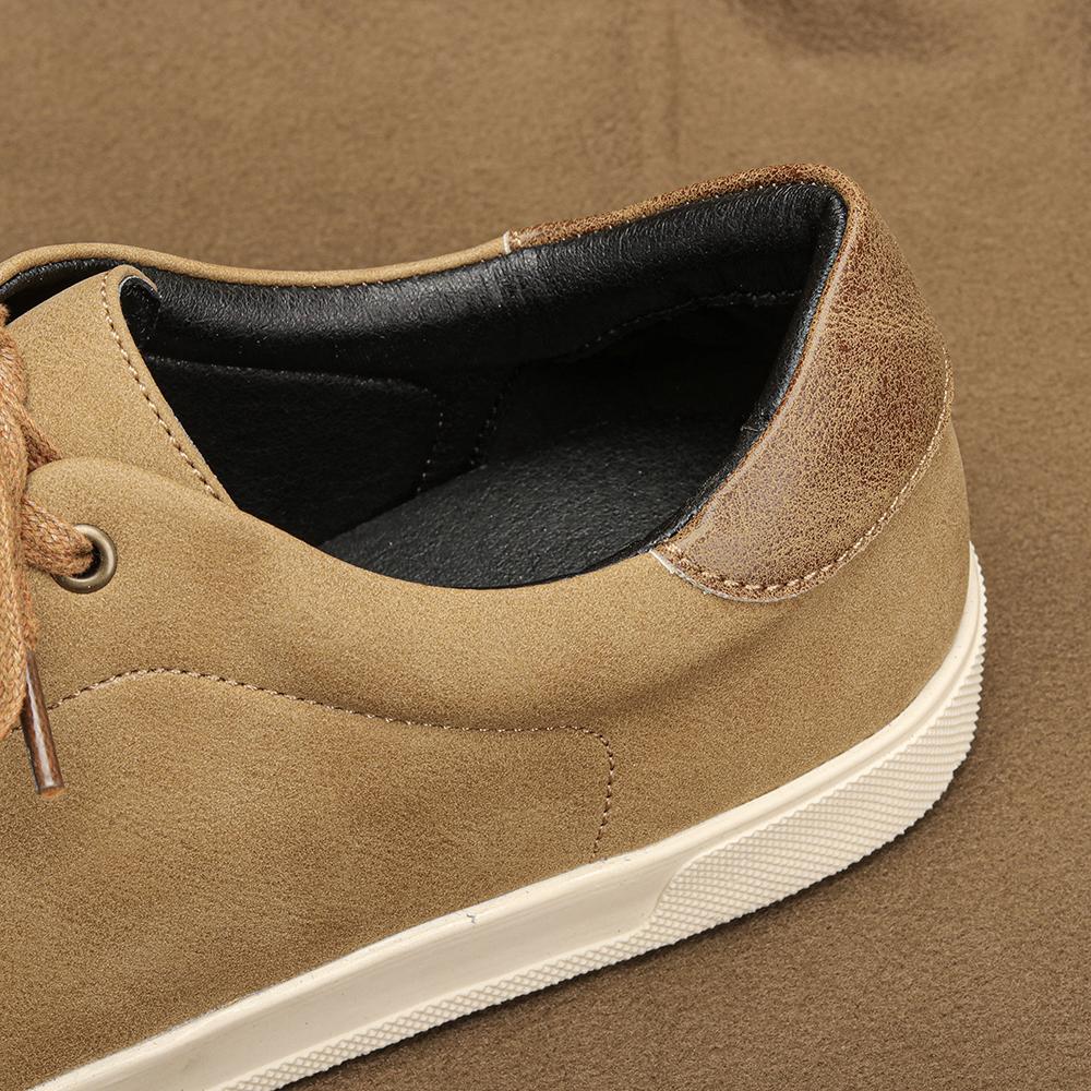 Męskie buty casualowe marka moda wygodne skórzane męskie sneakersy