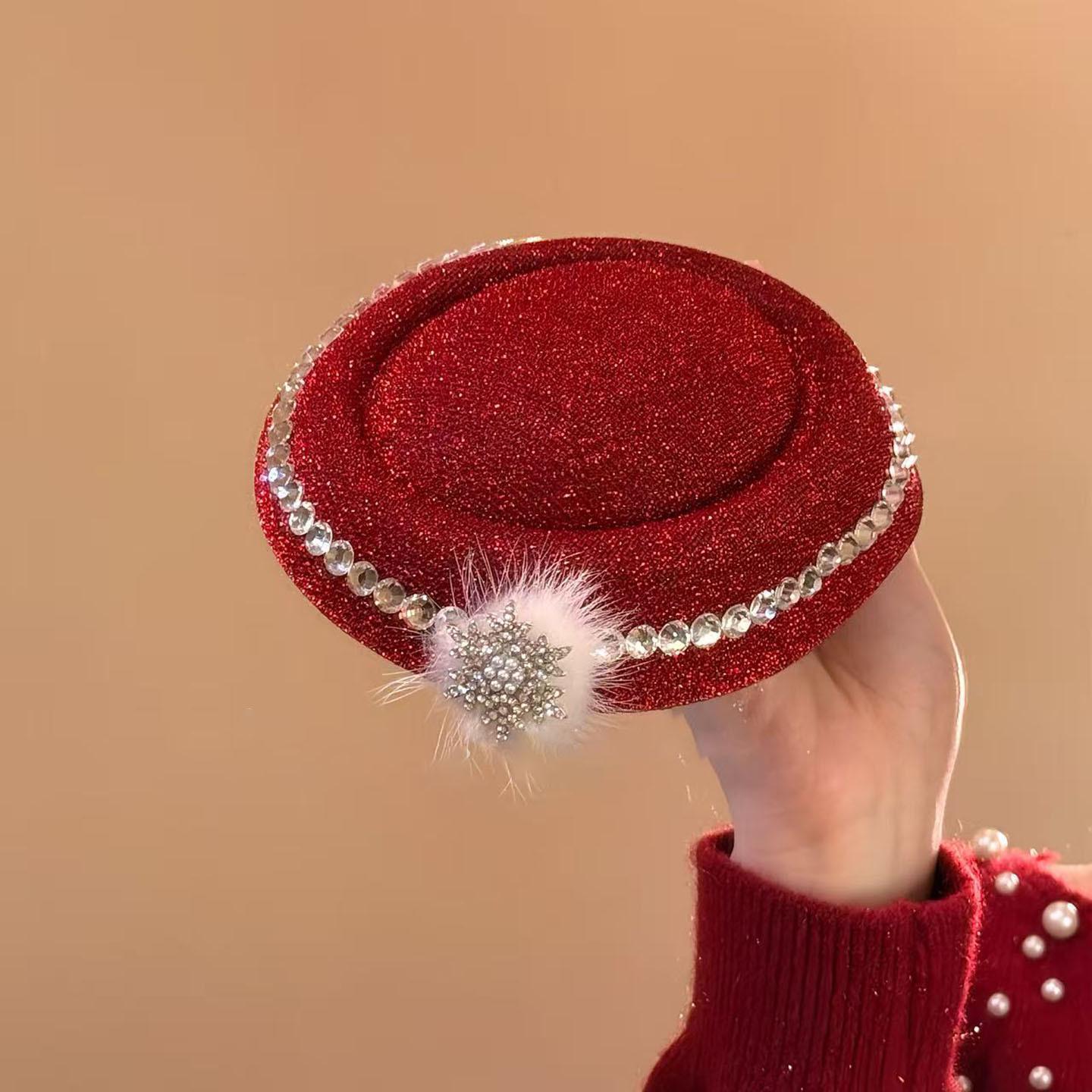 Exquisite Rhinestone & Pearl Snowflake Pom-Pom Hair Clip - Elegant Retro Winter Duckbill Accessory