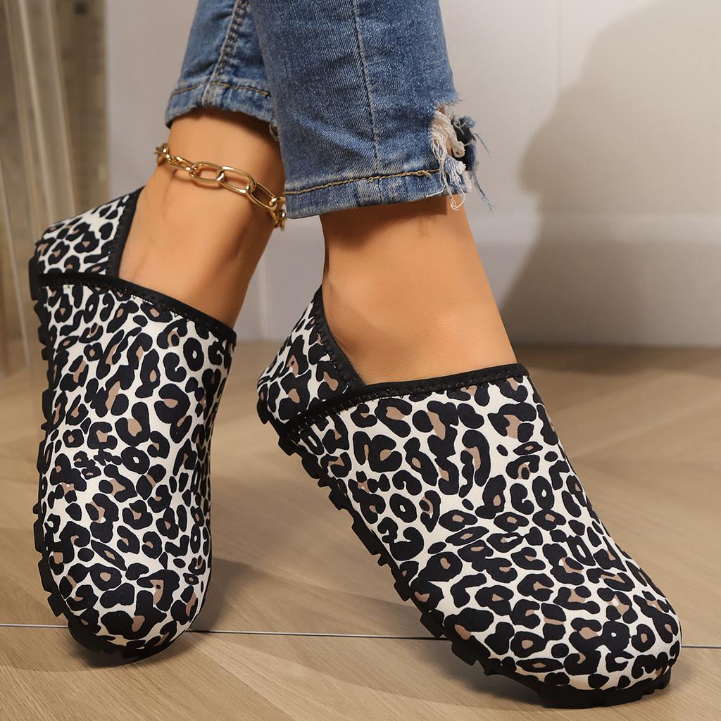 Fashion Women Slippers Winter New Fashion Luxury Print Style Moccasin Women Slippers Warm Comfortable Breathable Slip-on Slides Women