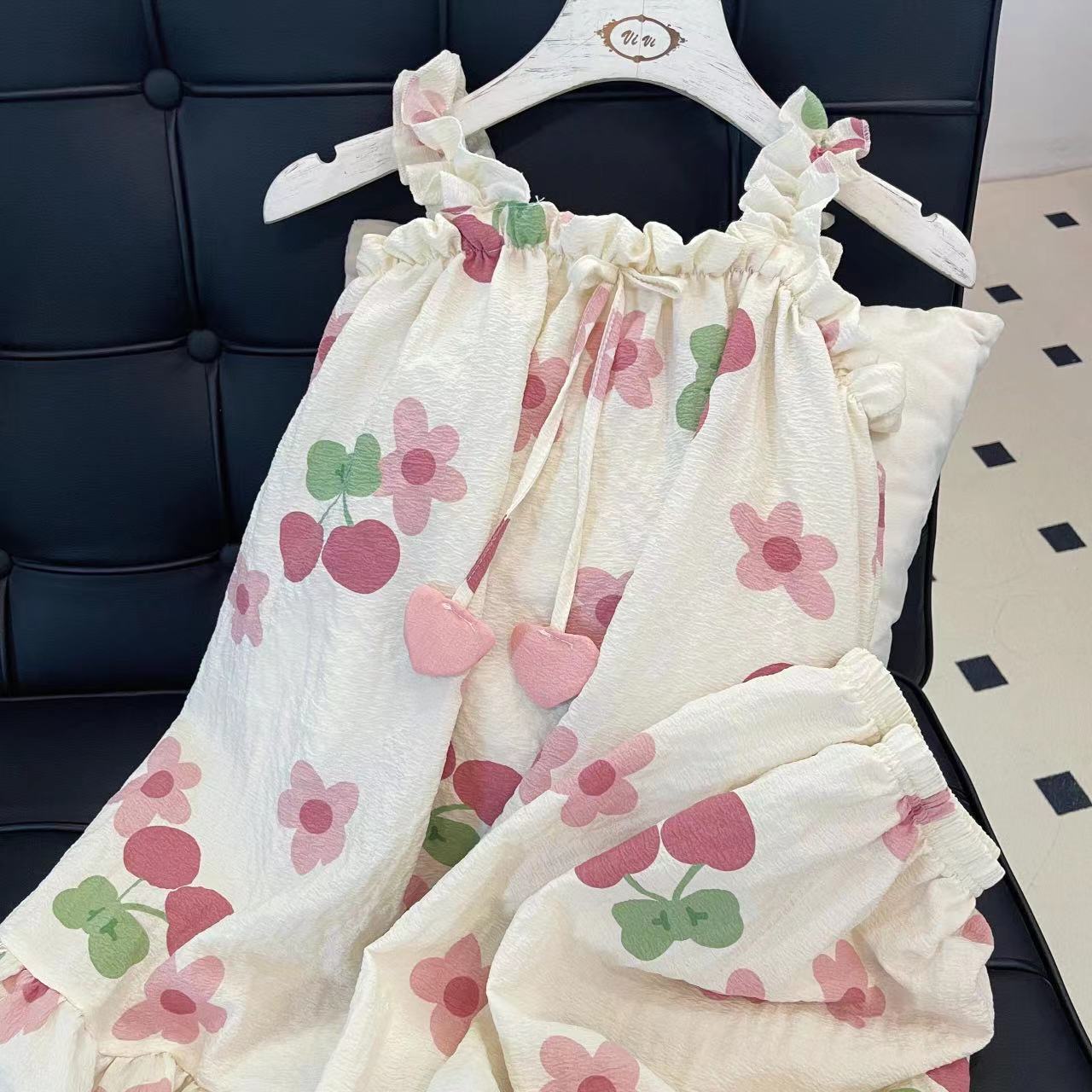 Summer new full-printed small flower pajamas women s suspender shorts two-piece set girl casual loose loungewear S