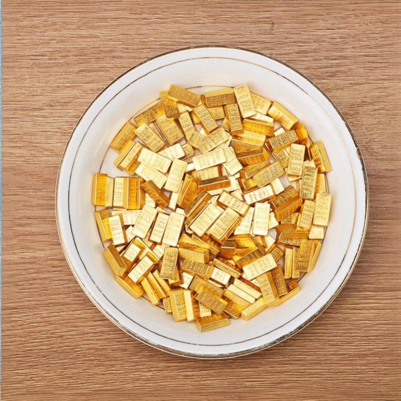 100Pcs Plastic Gold Attract Wealth Luck Charms Mini Dollars Ingots Gold Melon Seeds Handicraft