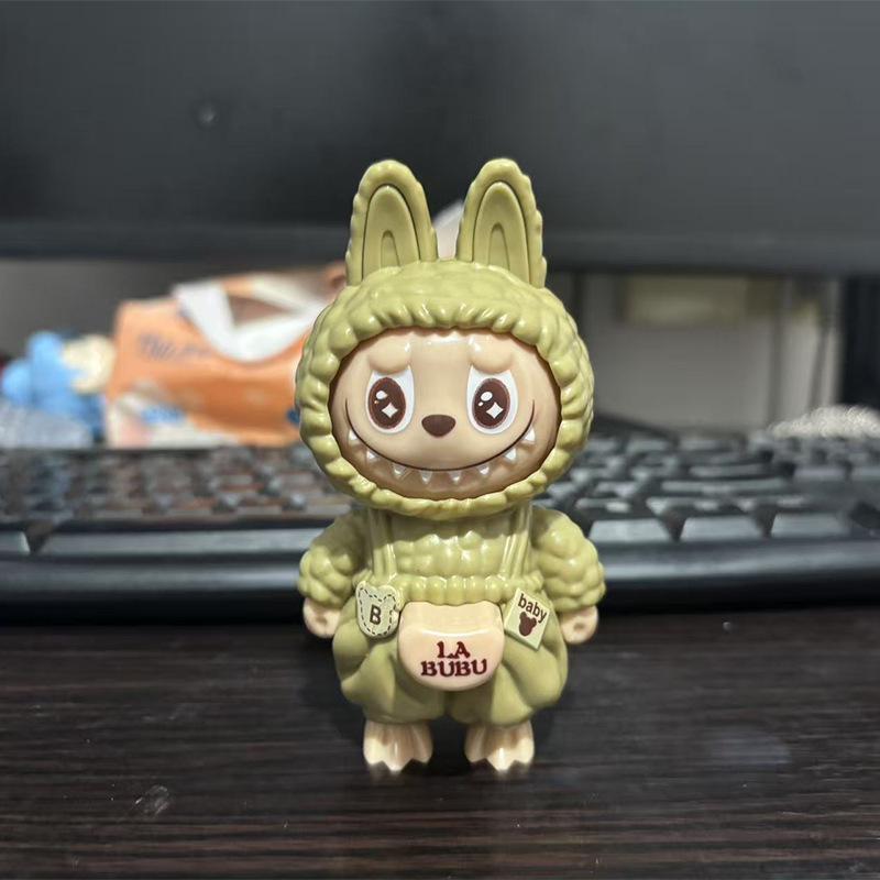 Labubu Nezha Face-Changing Plush Doll Keychain - Trendy Play Emoticon Pack, Hot-Selling Toy Pendant