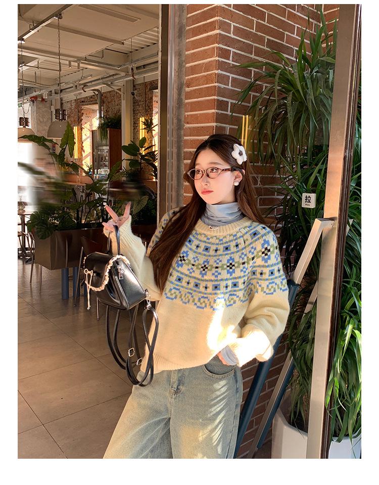 New Winter Arrival: Retro Fair Isle Red Jacquard Knit Top - Cozy, Soft, Fluffy Sweater for Women