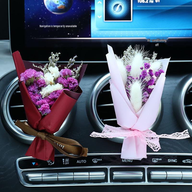 Rui Car Air Vent Perfume: Creative Dried Flower Aromatherapy Clip for Personalized Interior