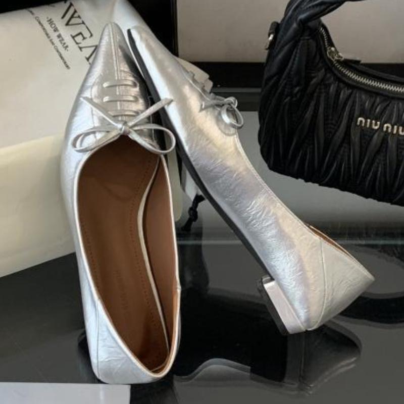 Fashion Elegant Butterfly-knot Shallow Women Low-heeled Shoes Fashion Pointy Toe Flat Sandals Comfortable Soft Sole Brand Designer Shoes