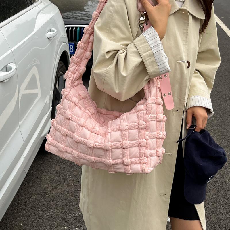 Herbst- und Winter-Daunentasche große Kapazitätstasche 2025 neue Diamantwolke Pendlertasche lässige Schulter-Umhängetasche Tote Bag