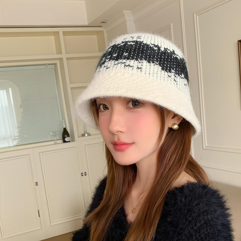 Korean Style Lambswool Bucket Hat - Warm High-End Fisherman Hat for Women
