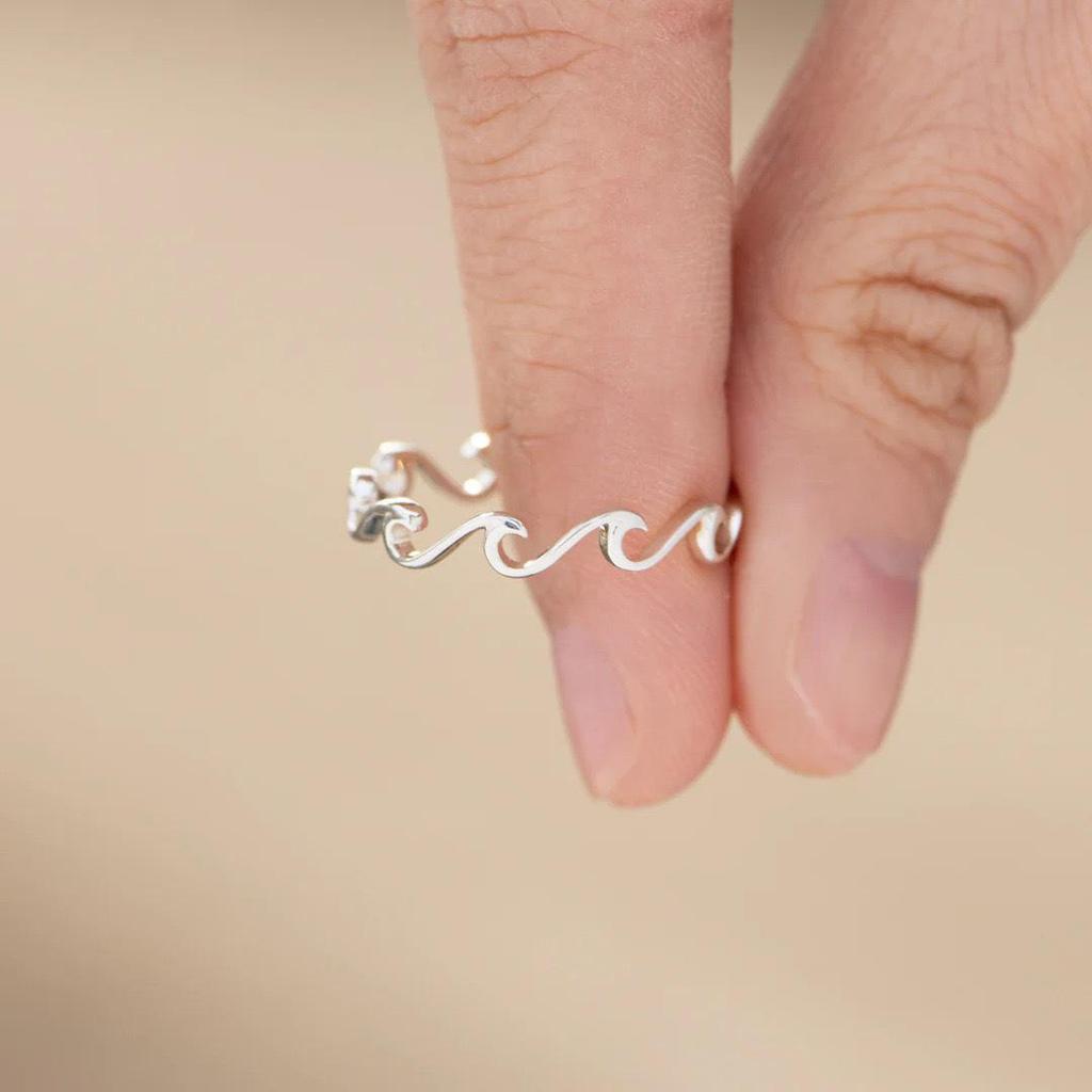 S925 Sterling Silver Sea Wave Luxury Ring - Women's High-End Fashion, European and American Style, Index Finger Design
