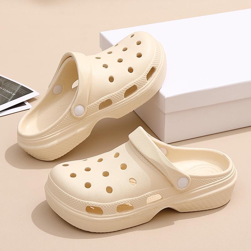 New EVA Clogs: Non-Slip Soft Sole Cute Shoes for Indoor/Outdoor, Suitable for Men, Women, and Couples At the Beach or Seaside.