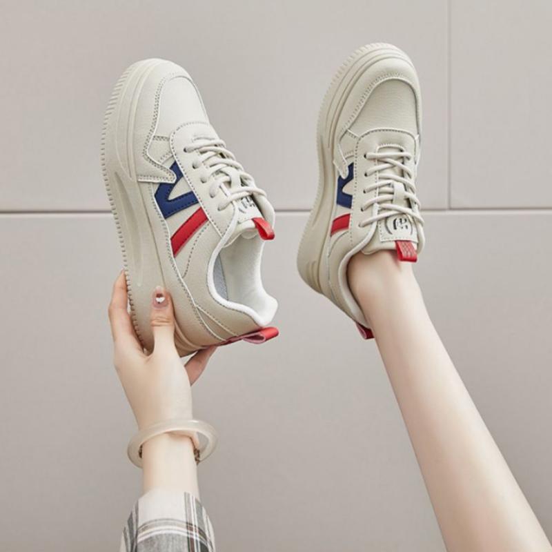 Women's Spring and Autumn Breathable White Shoes Flat Shoes Single Shoes All-match Casual Sports Shoes