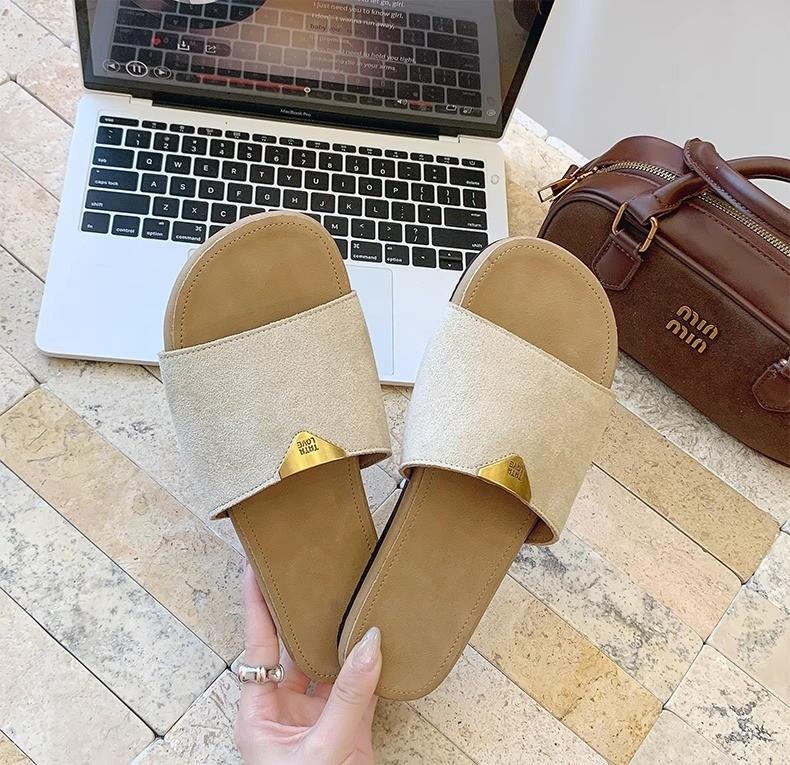 Flat-bottomed Cool Slippers Women's Summer Wear 2025 New Models with Skirts Seaside Beach Vacation One-word Pregnant Women Sandals