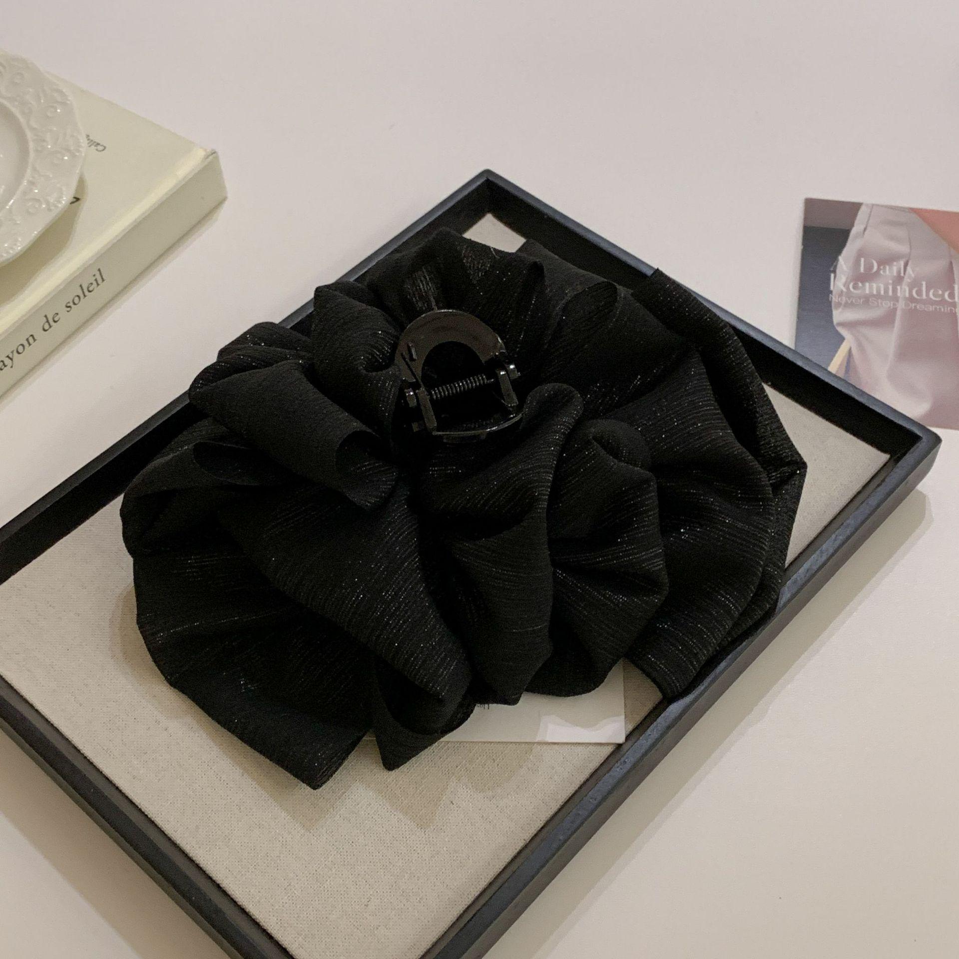 

Шелковый бант для волос с зажимом-акулой для женщин