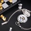 TREEWETO Mechanische Taschenuhr Antik Römisch mit Kette, Eisenbahn-Thema Skelett, Ziffern, Silber,