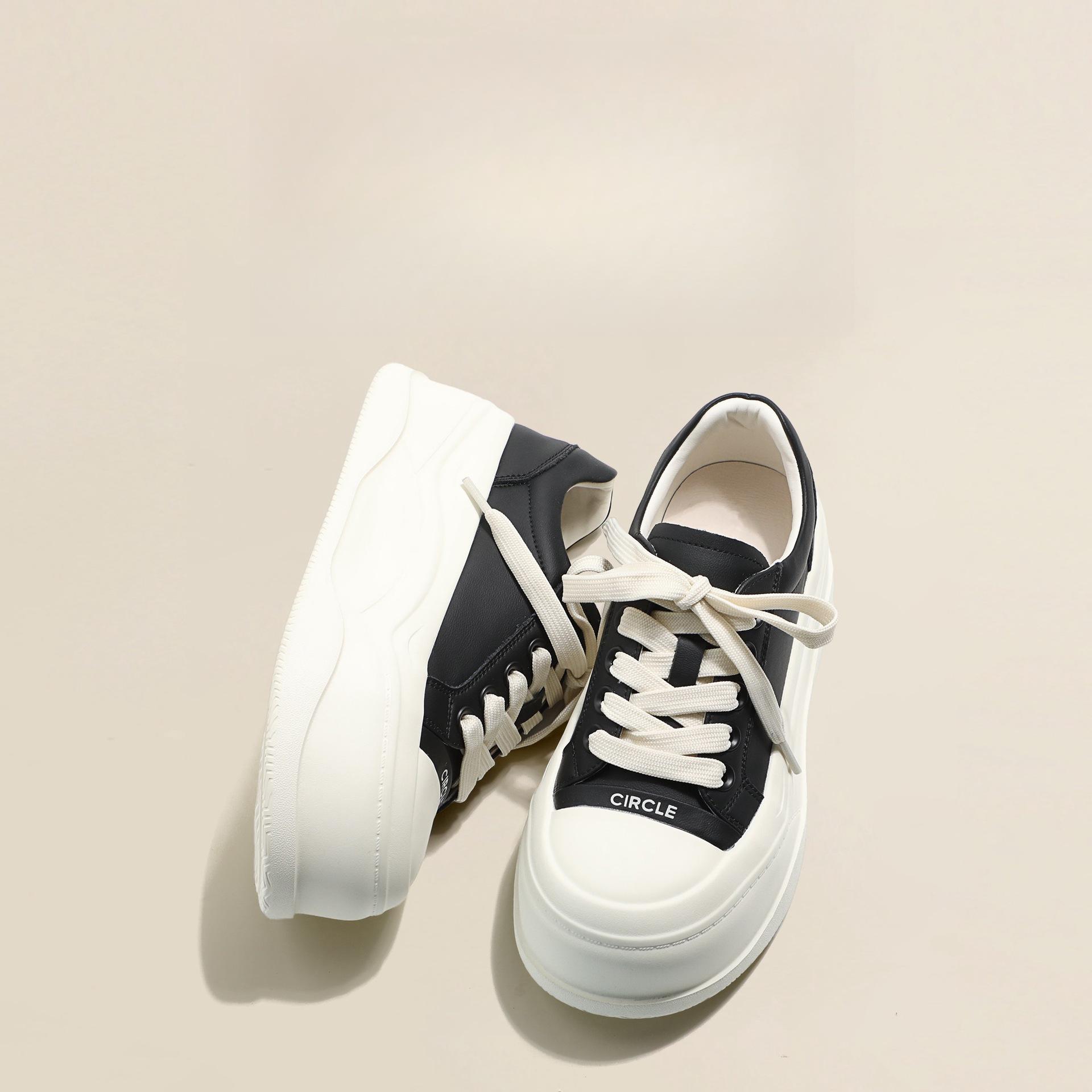 

Новые повседневные и универсальные кроссовки для женского сезона, такие как обувь на платформе, обувь на толстой подошве-торте 40 чёрный