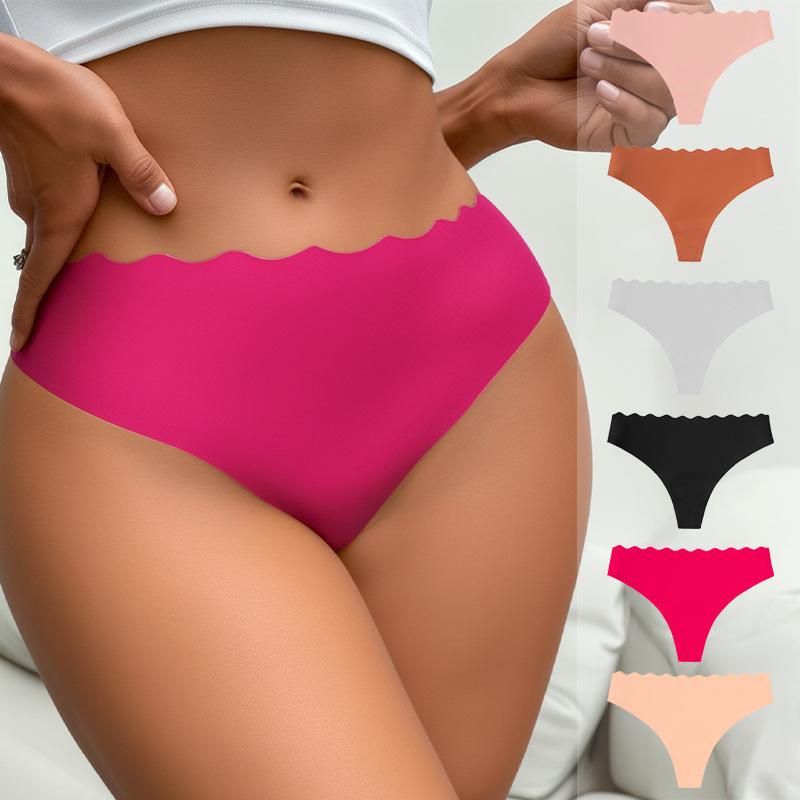 European Size Women's Sexy Seamless Thong Hollow Wave Waist G-string Heart Pattern T Pants