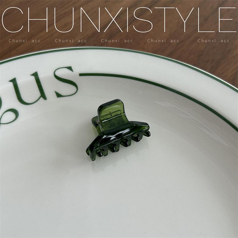 

Элегантная французская темно-зеленая заколка для волос в виде акулы для женщин - простой и стильный аксессуар