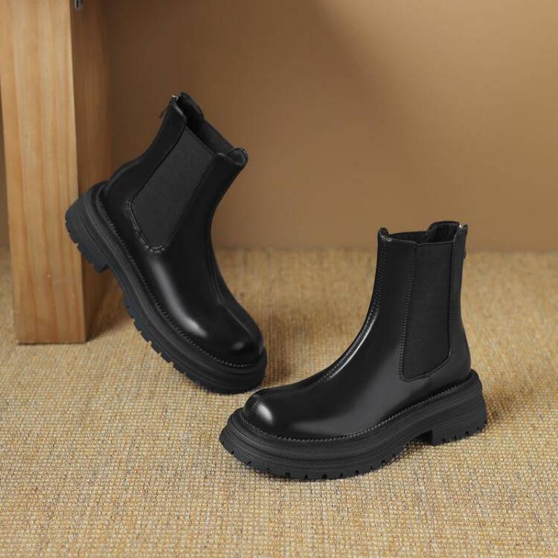 

Autumn and winter thick-soled non-slip knight boots women s medium heel large size leather boots rear zipper round head new solid color medium boots 39