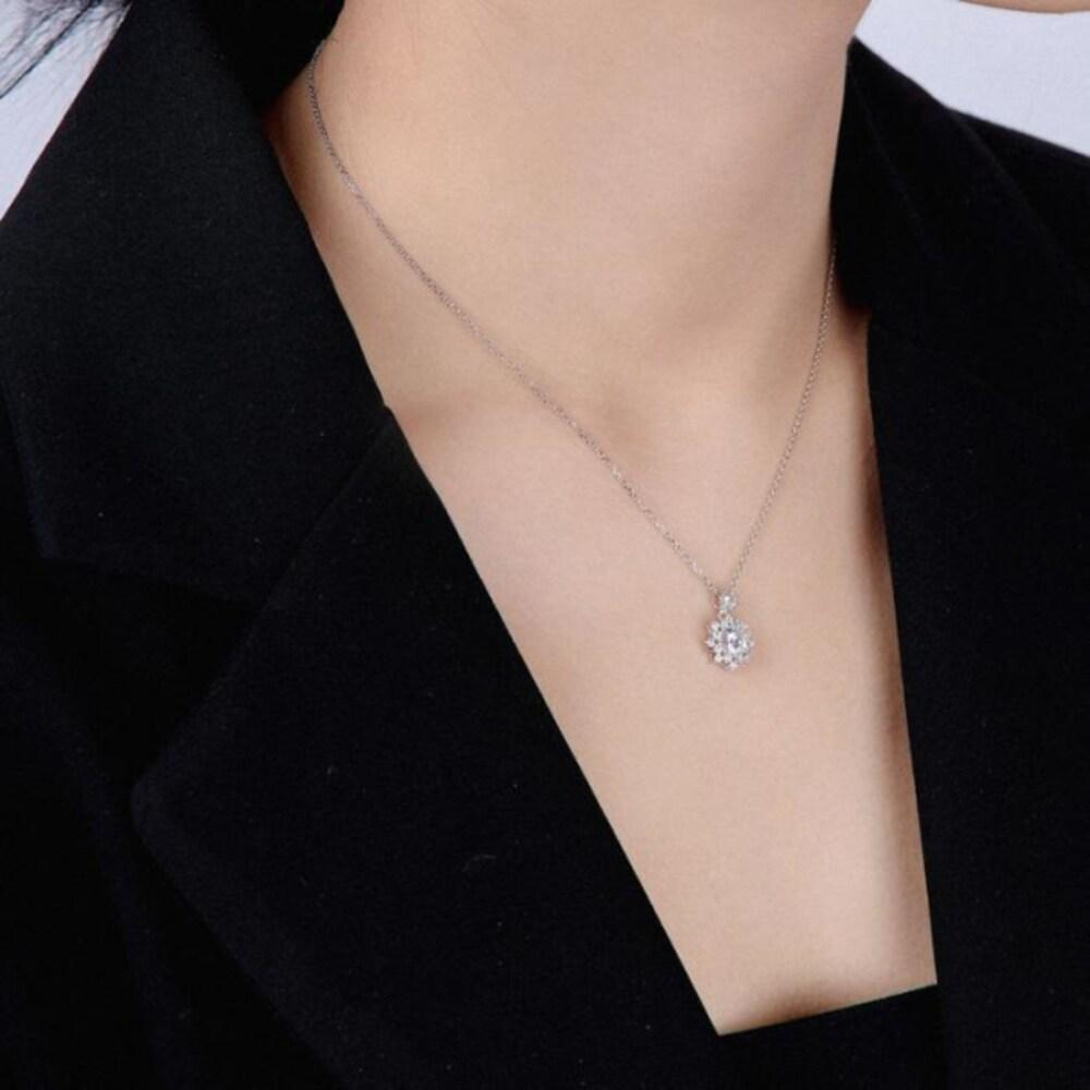 [Onoma] Onm 92.5 Silver Simulant Diamond Star Flower Drop Necklace Ss479N (15414728)