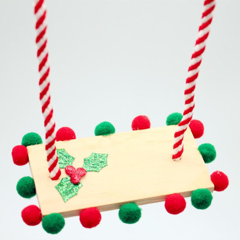 1PCS Dollhouse Mini Christmas Bookshelf Elf Doll Swing Christmas Scene Props Decoration Accessories