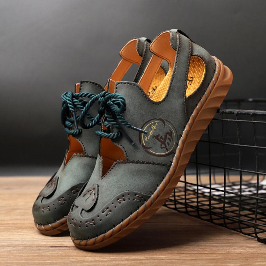Sandálias Rasteirinhas de Moda Verão Sapatos Casuais Vazados Couro Solado Macio Sandálias Fechadas nos Dedos Femininas