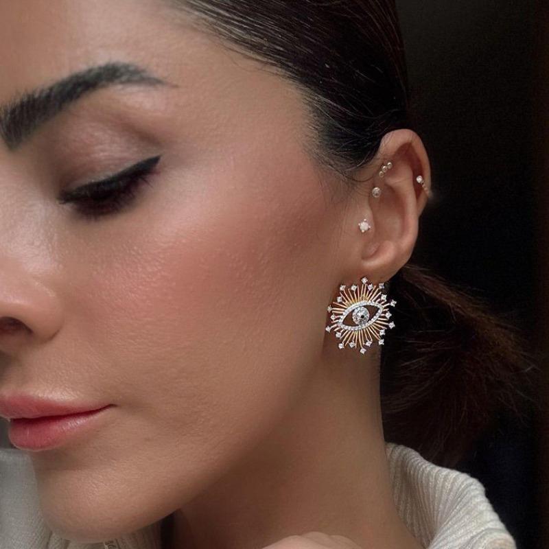 Women's Earrings Sun Eyes Earrings Niche Design Sense Light Luxury High Sense Star Love Earrings