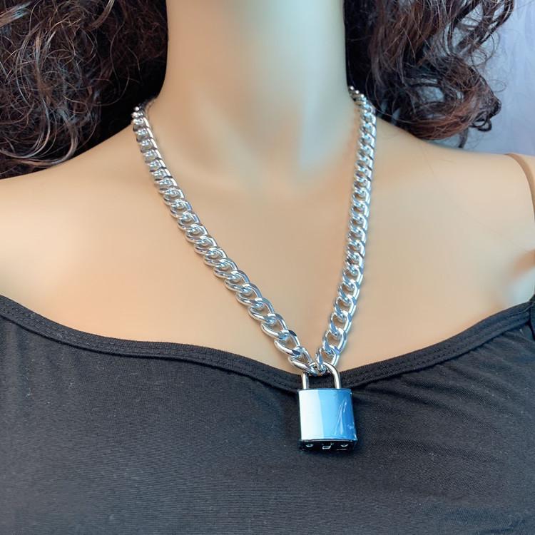 

Европейско-американское хип-хоп ожерелье с массивной цепью-замком: Крутой, Простой, Многослойный Дизайн для Женщин