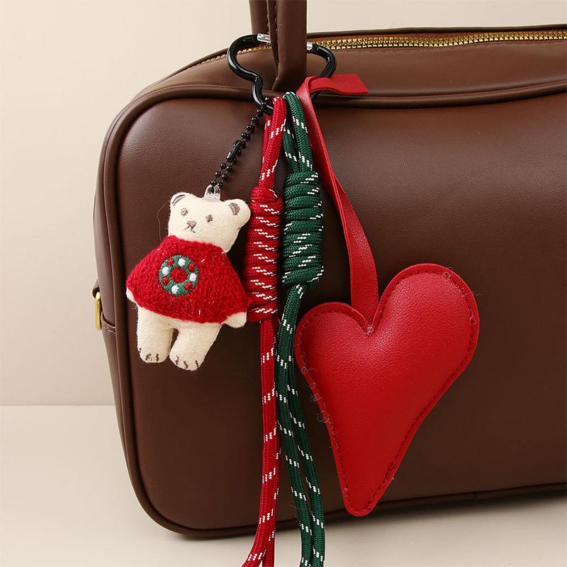 Creative Christmas Knitted Pendant Cute Christmas Tree Hat Bag Pendants Exquisite Personal Keychain Pendants New Versatile Gifts
