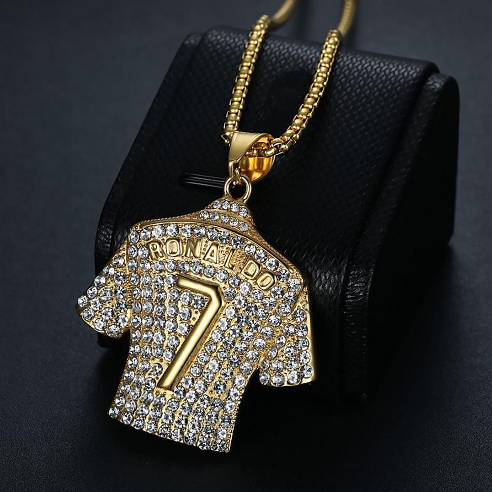 Hip Hop Iced Out Bling Fußballtrikot Nummer 7 Anhänger Goldfarbe Edelstahl Fußball Halskette für Männer Schmuck Geschenk