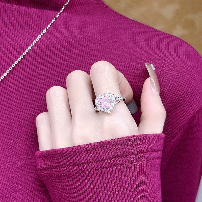 Elegant Pink Heart Three-Piece Jewelry Set: Pendant, Ring, Earrings - Simple, Versatile Design