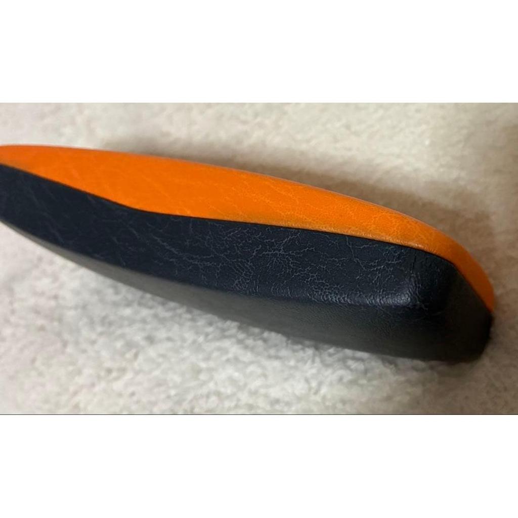 Used sunglasses andre valentino