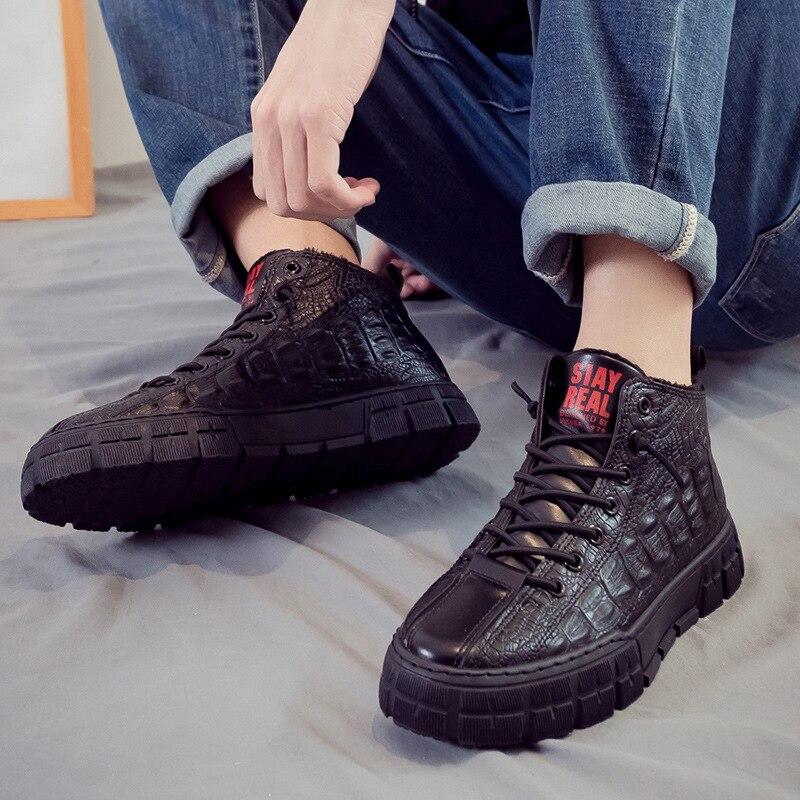 New Winter Men 'S Casual Shoes Leather Upper Plus Velvet Warm Male Boots  Korean Version Trend Black Round Head Men 'S Shoes
