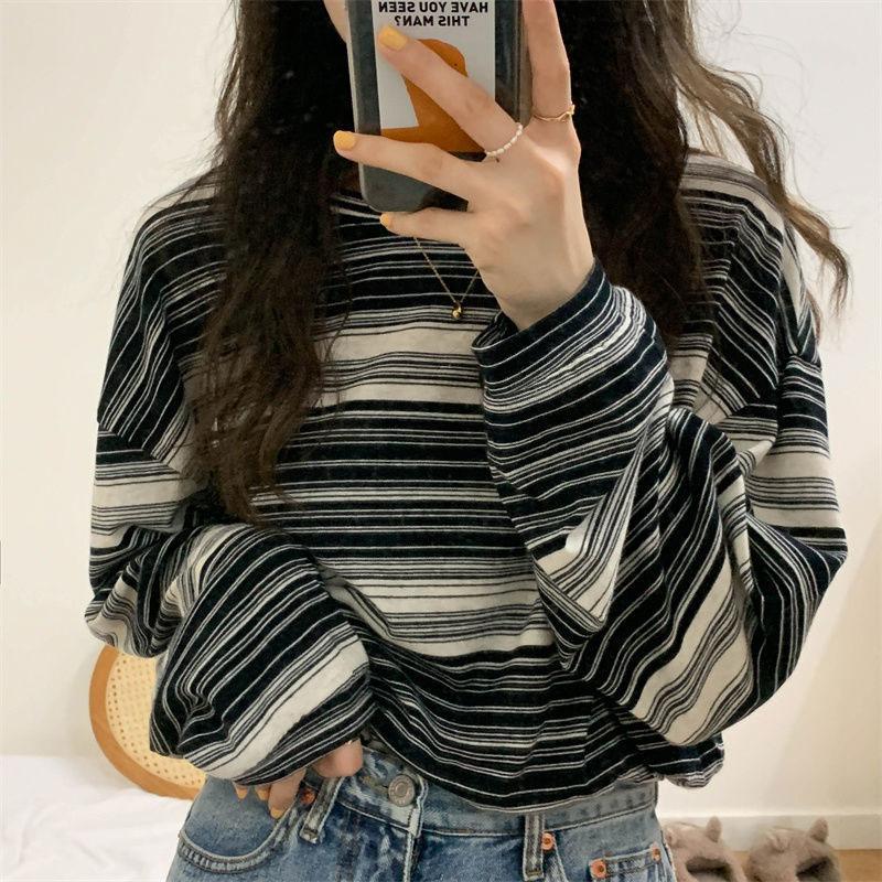 Harajuku T-shirt a righe a maniche lunghe da donna con scollo tondo Moda coreana T-shirt oversize Casual primavera Autunno grafica y2k Top T-shirt streetwear