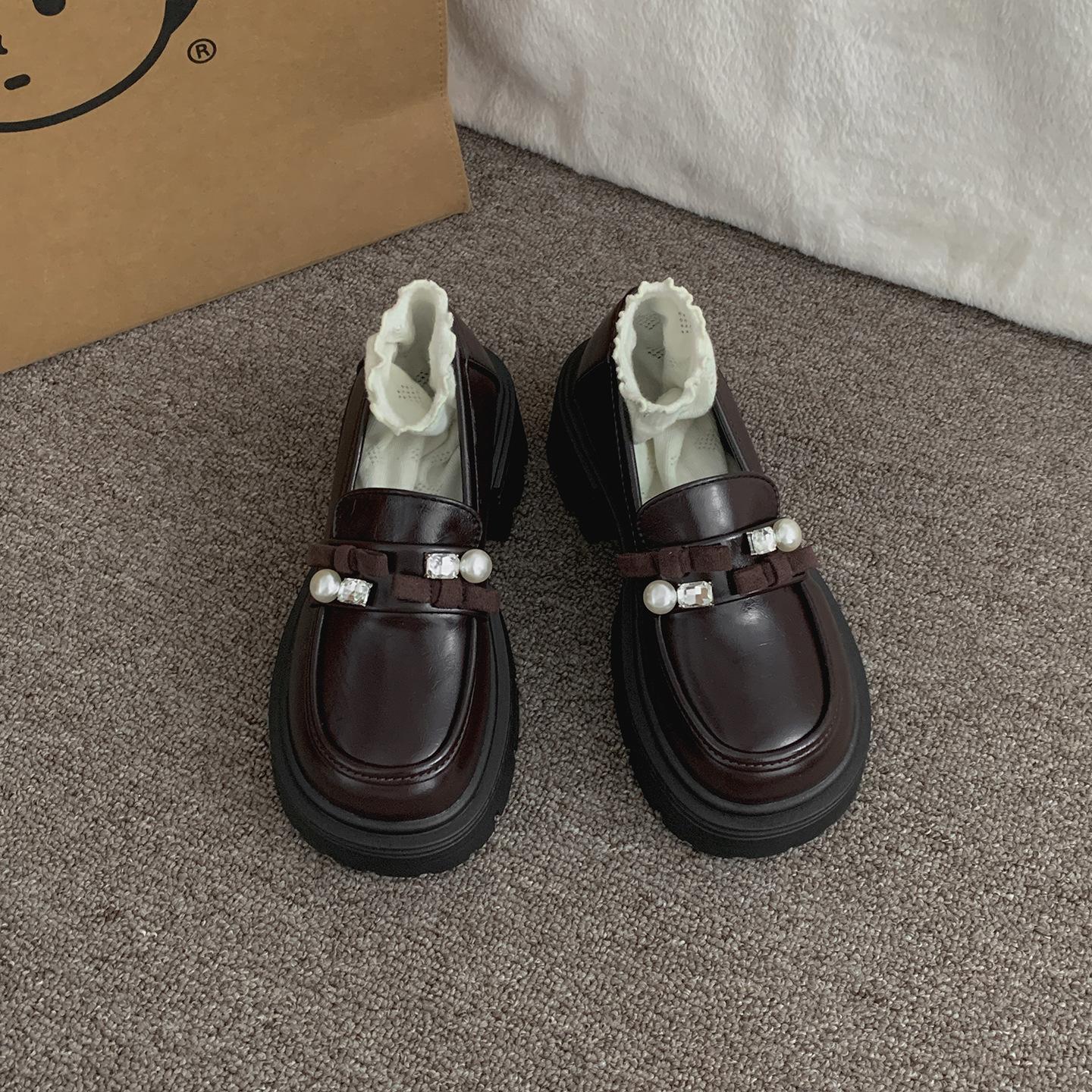 

Черные британские туфли на платформе, толстом высоком каблуке, из маленькой кожи, женские, 2025, новая осень, ретро, универсальные, увеличивающие рост лоферы 40 коричневый