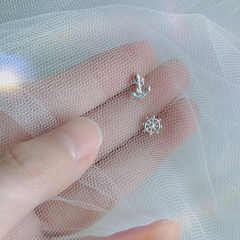 Anchor Stud Earrings Female Minimalist Popular Summer Geometric Earrings Asymmetrical Ocean Wind Steering Wheel Rudder Earrings