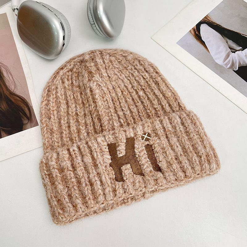 Letter knitted hat women's autumn and winter big head circumference thickened warm ear protection cold hat student outdoor versatile wool hat