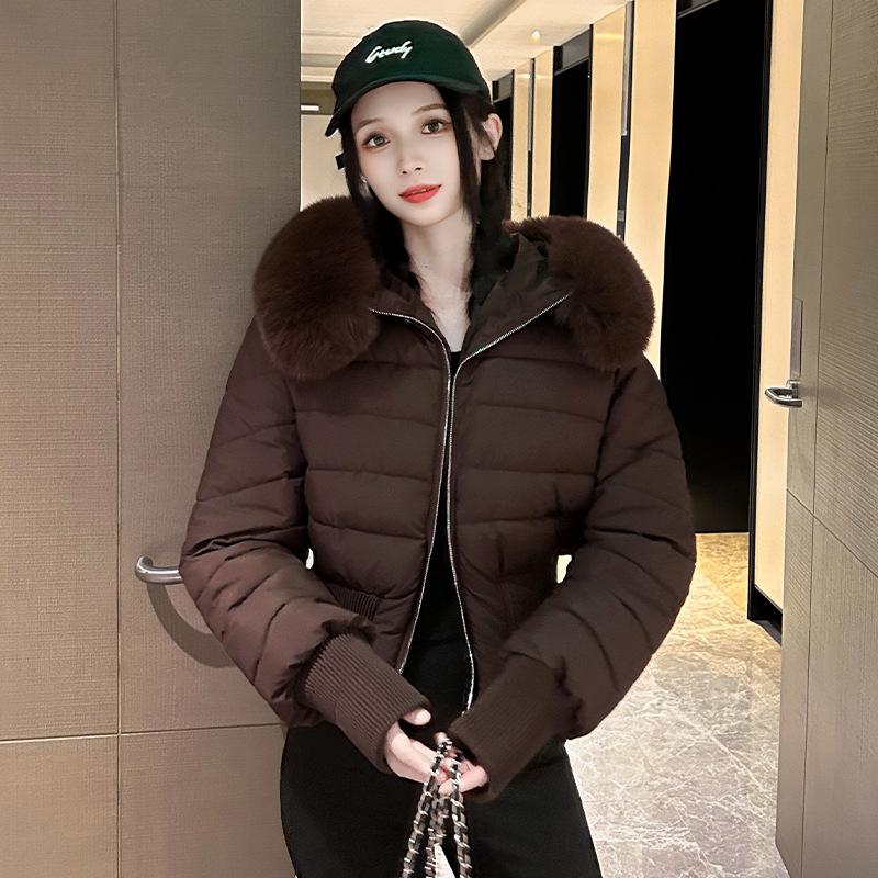 

Большое хлопковое пальто с капюшоном и меховым воротником для женщин на осень и зиму. Новое утолщенное хлопковое пальто с поясом. Куртка с чувством дизайна. XXL коричневый