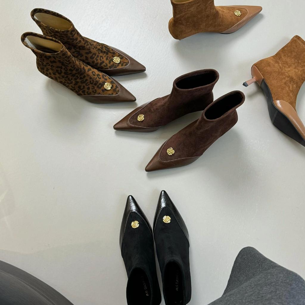 Pointed short tube splicing niche design sense Martin boots versatile camellia leopard print sleeve elastic thin boots retro