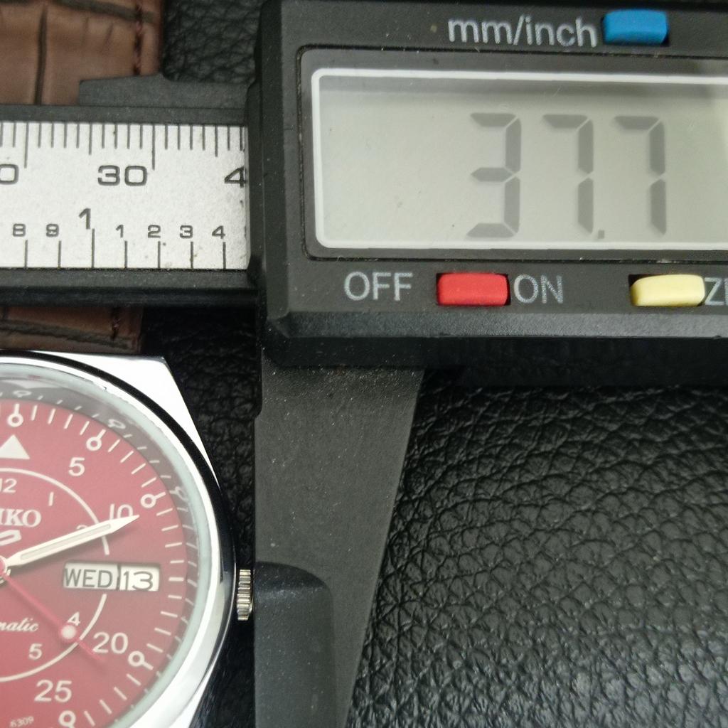 VINTAGE SEIKO 5 AUTOMATIC 6309A REFURBISHED JAPAN MENS RED DIAL WATCH A444782-1
