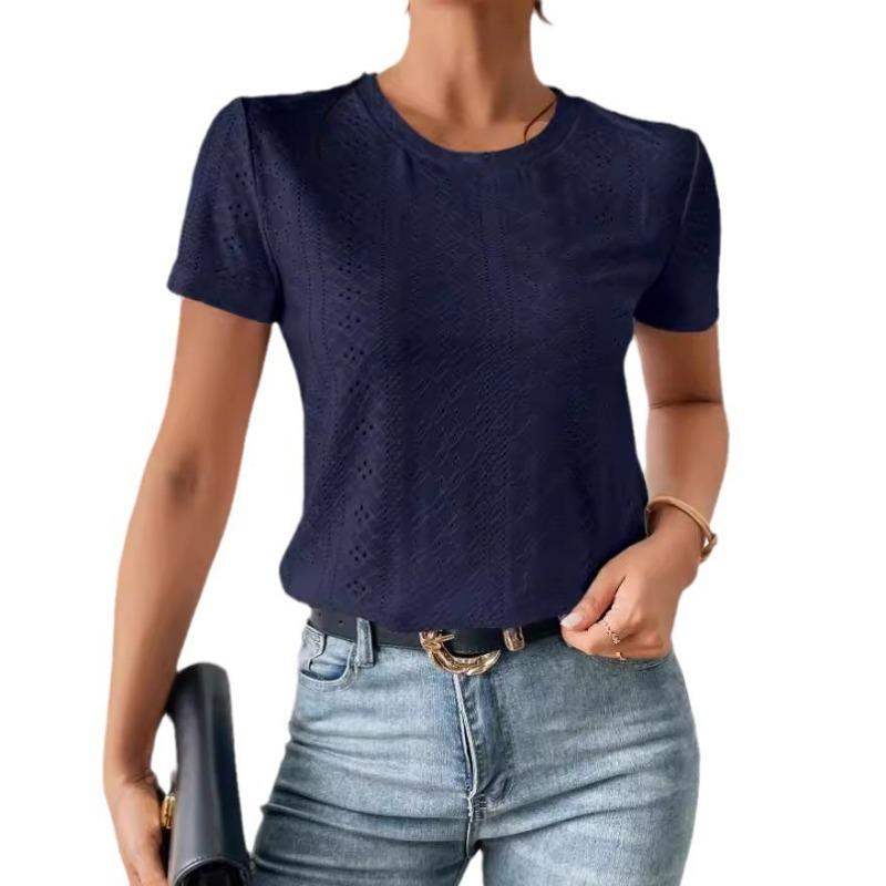 A New Summer Solid-color Short-sleeved Hollowed-out Casual T-shirt