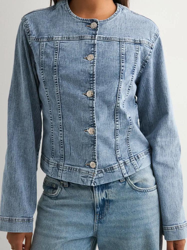 Women's Heavy Wash Casual Denim Jacket