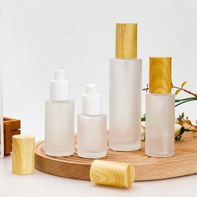 20/30/50/100 ml Holz-Milchglas-Sprühflasche Neuer Pumpspender für Flüssiglotion Nachfüllbarer feiner Nebel Leerer Kosmetikbehälter