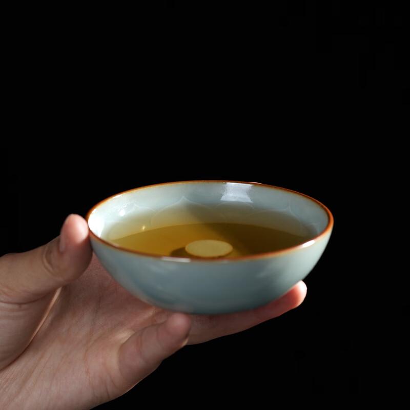 Ceramic Integrated Lotus Tea Cup