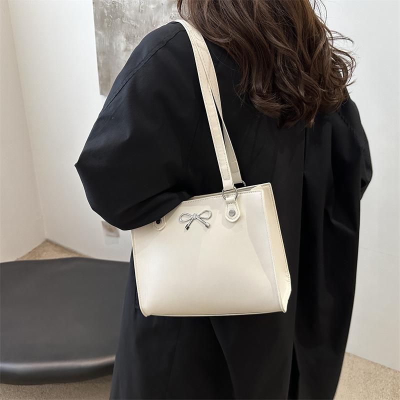 Casual Large-capacity Tote Bag Women's 2025 Autumn New Trendy Simple Fashion Shoulder Bag Portable Underarm Bag