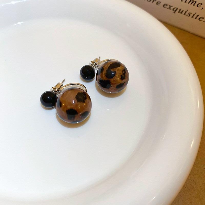 Silver Needle Black Crystal Geometric Stud Earrings Niche Versatile Earrings Temperament Light Luxury Premium Earrings