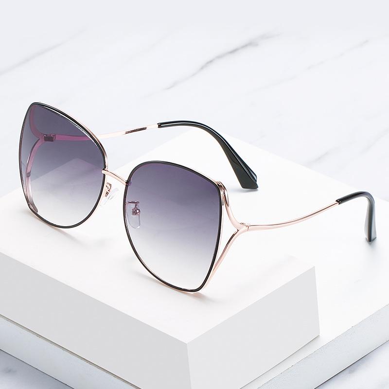 Women's Fashion Polygon Metal Sunglasses with Ocean Lens - New Trendy Design