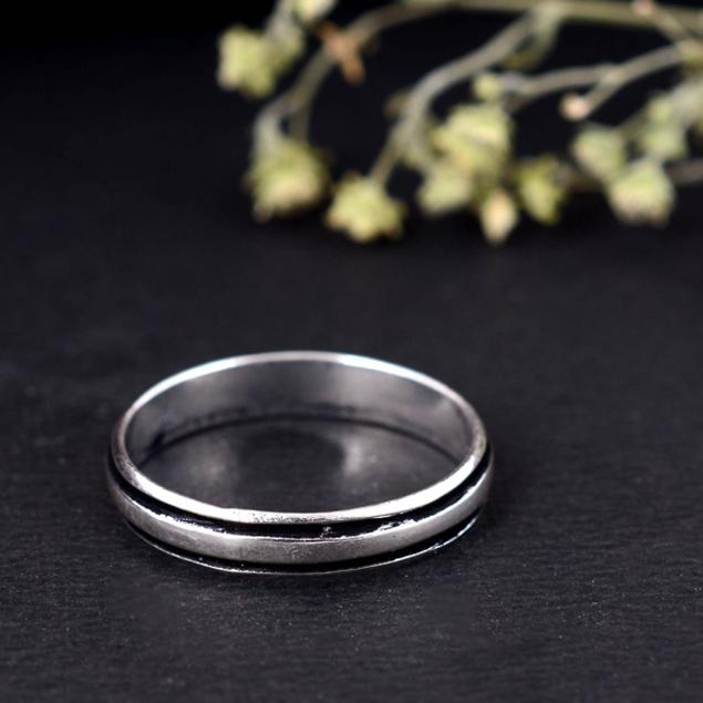 Adjustable Arthritis Splint Silver Ring – Handmade Thumb and Finger Support Band, Therapy Jewelry for Women & Men